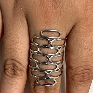 Peruvian handmade Elegant Silver Openwork Ring